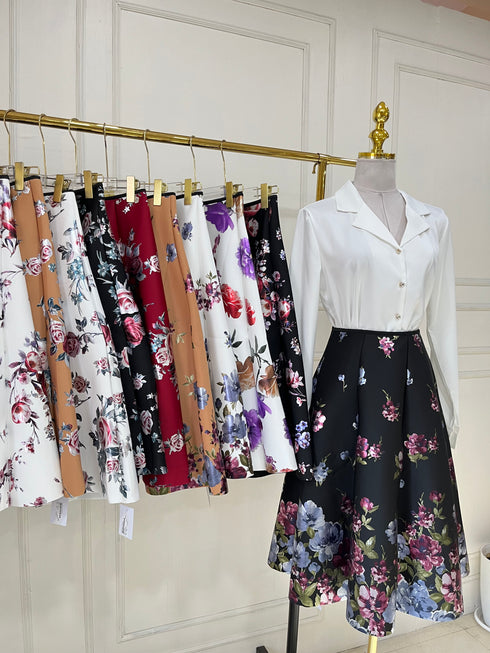 Women Floral Print Flared Skirts